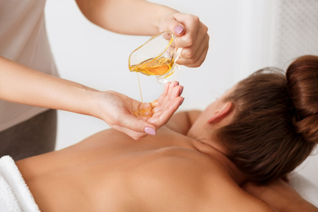 Ayurvedische Ölmassage