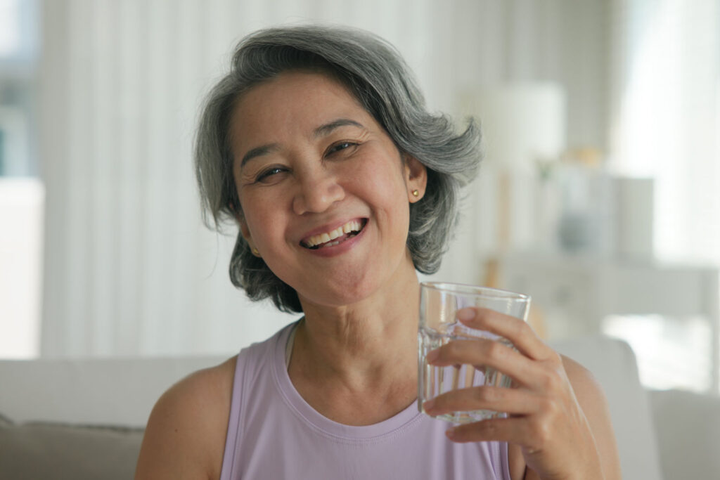 Warmes Wasser trinken